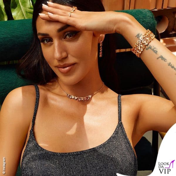 Una french manicure molto delicata per Cecilia Rodriguez