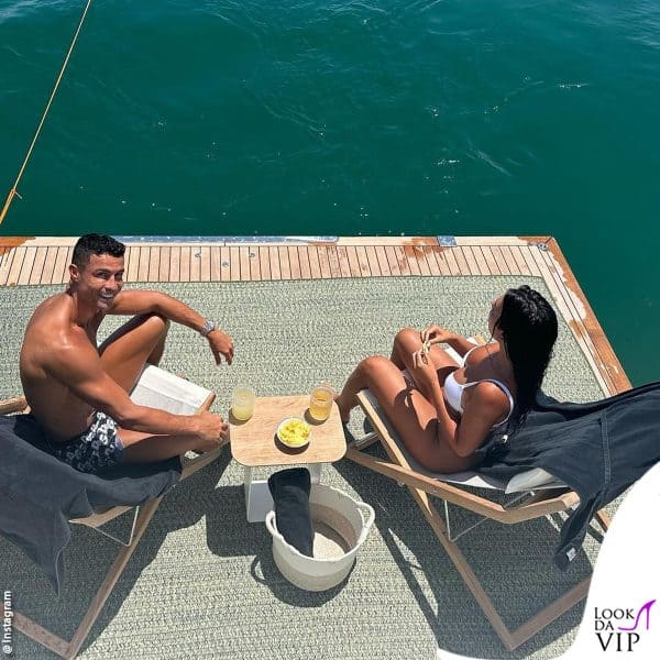 tintarella in barca con Cristiano Ronaldo 