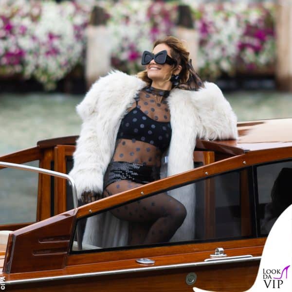 Rita Ora arriva a Venezia 