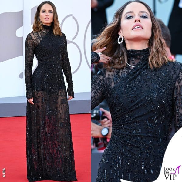 Abito Armani Privé e gioielli Chopard per Matilde Gioli