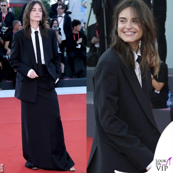 Venezia 80, Kasia Smutniak con un outfit Valentino