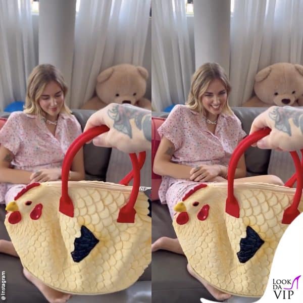 Chiara scopre il regalo 