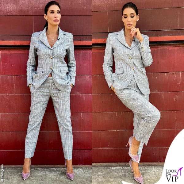 Giorgia Venturini indossa un tailleur Ermanno Scervino