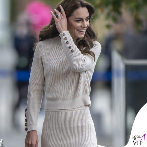 Kate Middleton arriva alla Nottingham Trent University