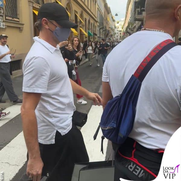 Leonardo DiCaprio prova a passare inosservato
