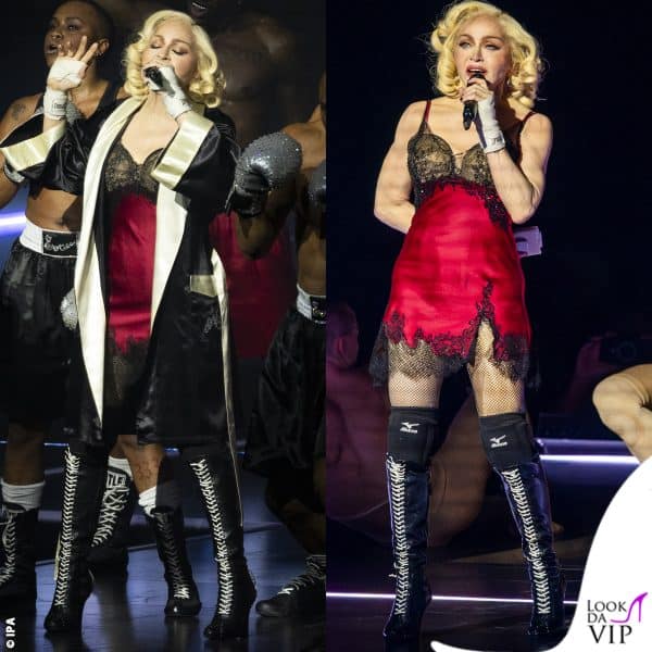 Sotto la vestaglia da pugile Madonna indossa una sottoveste rossa con pizzo nero