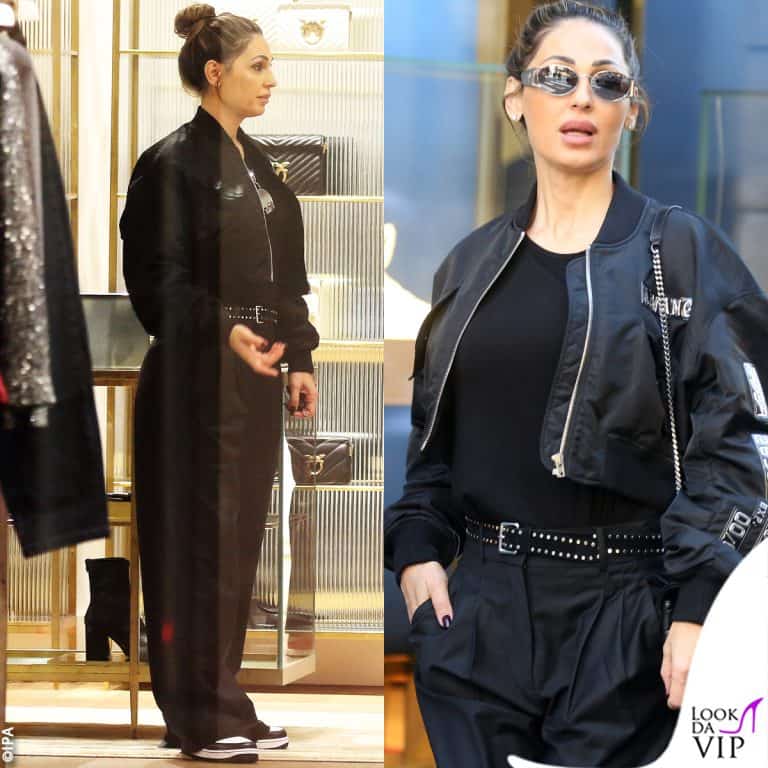 Anna Tatangelo fa shopping da Pinko a Milano