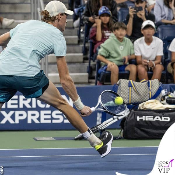 altro torneo, altro borsone Gucci: ecco Jannik agli US Open 