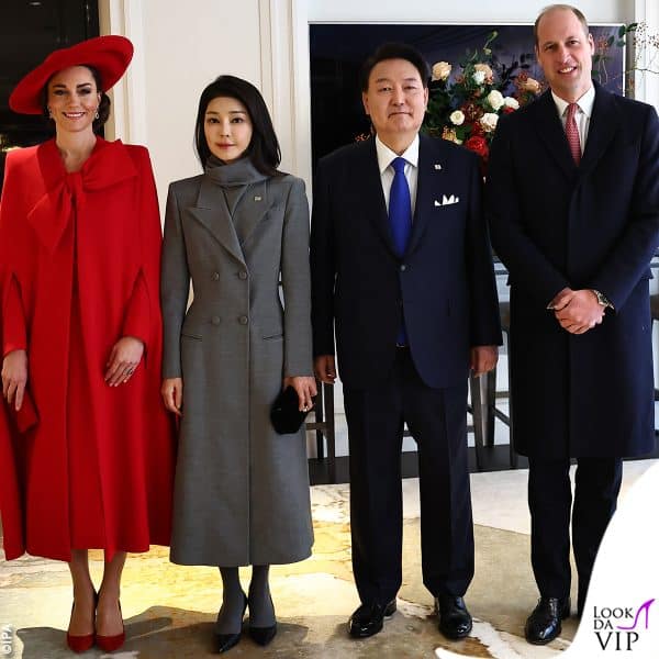 Kate e William posano con Yoon Suk Yeol e sua moglie, la first lady Kim Keon Hee