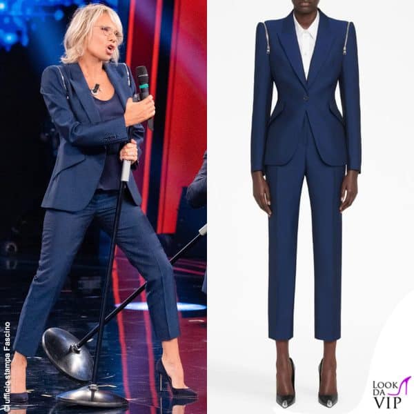 blazer e pantaloni sono Alexandre McQueen