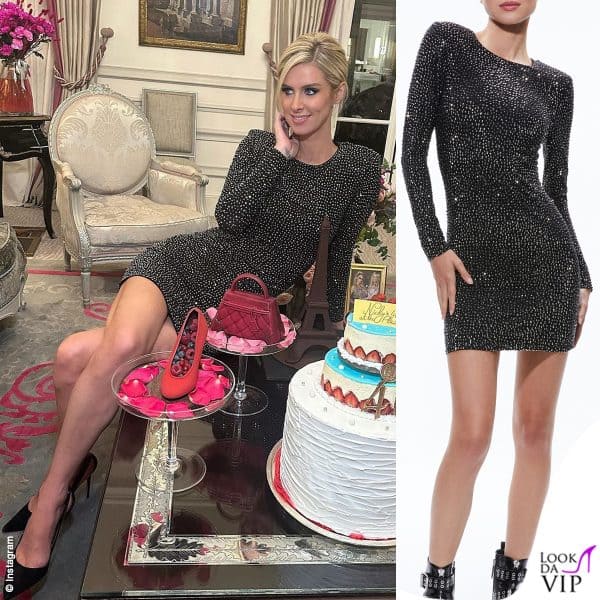 Total black e cristalli per Nicky Hilton in Alice and Olivia