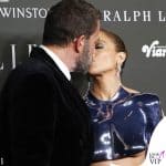 Jennifer Lopez in Grace Ling all'ELLE Women in Hollywood