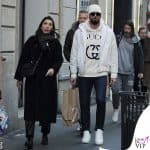 Olivier e Jessica Giroud fanno shopping in centro a Milano