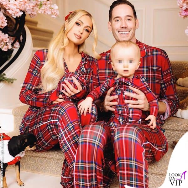 Paris Hilton con il marito Carter Reum e i figli, Phoenix e London 