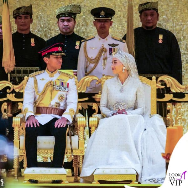Abdul Mateen del Brunei e Anisha Rosnah binti Adam nel giorno delle nozze 