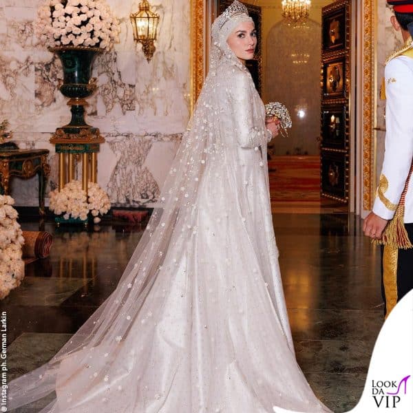Anisha Rosnah binti Adam ha indossato un abito di Dior 