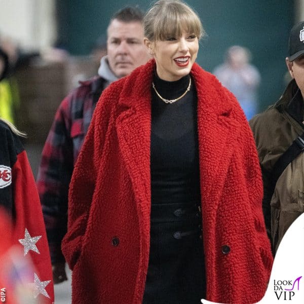allo stadio Taylor veste sempre di rosso, qui il 12 dicembre 2023 in Wisconsin 