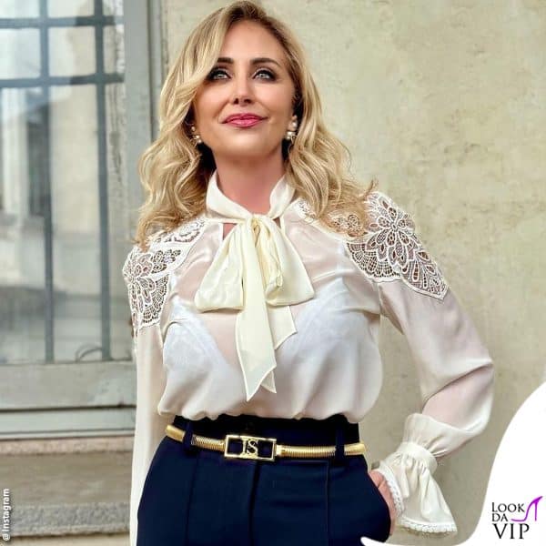Marina Di Guardo è elegantissima 