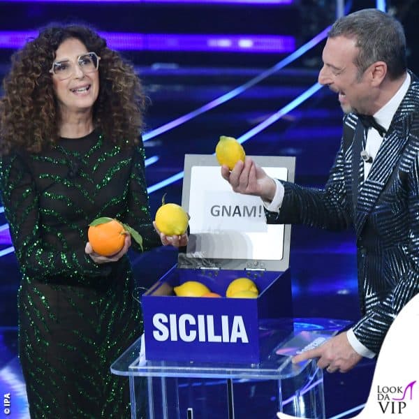 Le sue origini siciliani sono il suo punto di partenza e il suo tratto distintivo