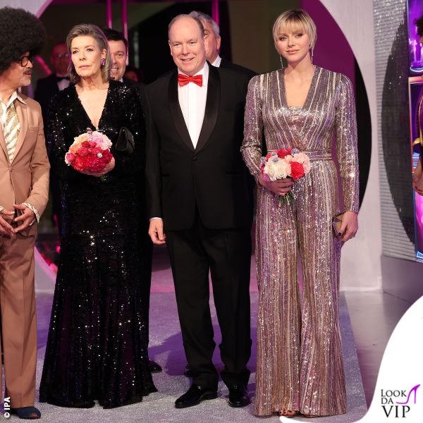 Alberto di Monaco con la sorella Carolina e la moglie Charlene 
