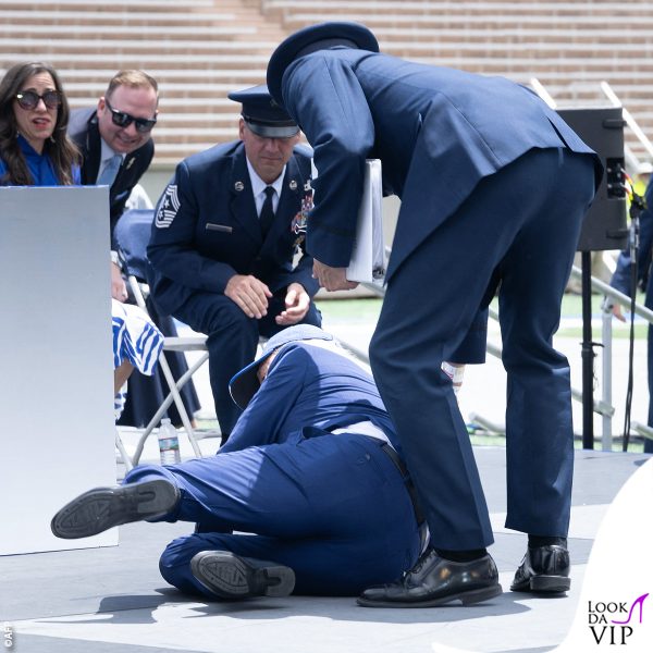 la caduta di Biden a giugno 2023 in Colorado 