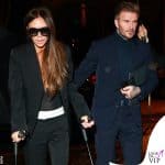 Victoria Beckham piede rotto e stampelle: che stile!