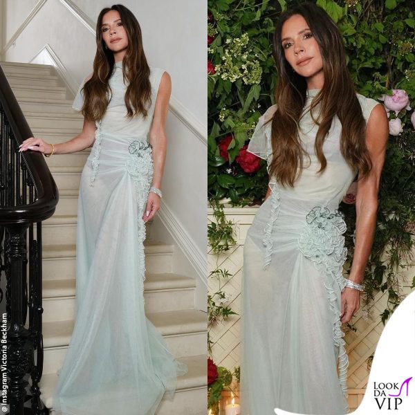 la stilista ha indossato un abito della sua linea di moda, Victoria Beckham 