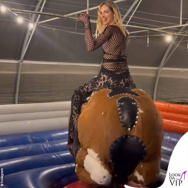 divertimento sfrenato per l'influencer 