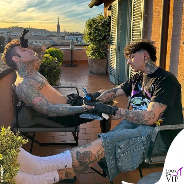 Altro segno di svolta: un recente tatuaggio