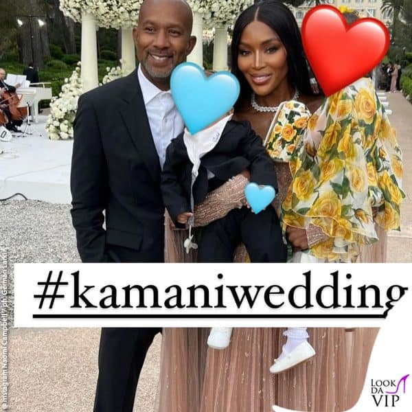 Naomi con i due figli (la bimba indossa Dolce&Gabbana)