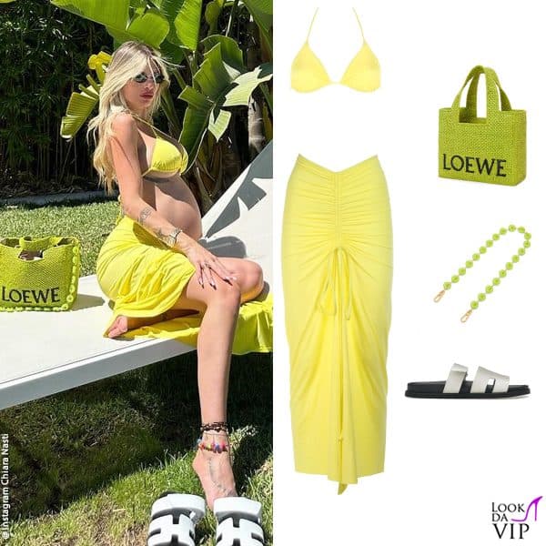 bikini e pareo Plume Ethérée, borsa e tracolla Loewe, sandali Hermès 