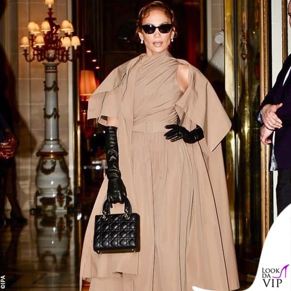 Jennifer Lopez a Parigi per la sfilata Dior