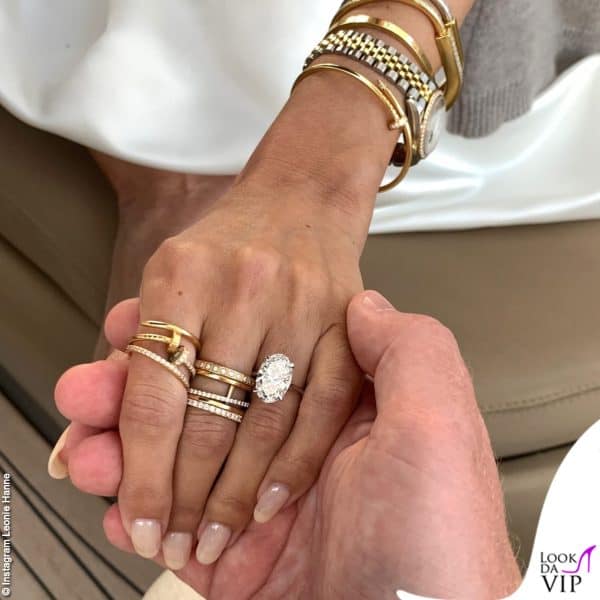 Che lusso la mano di Leonie Hanne!