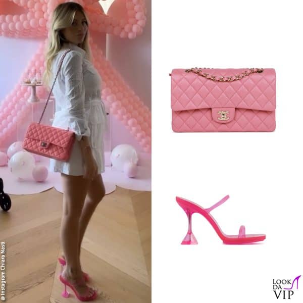 borsa Chanel, sandali Amina Muaddi 