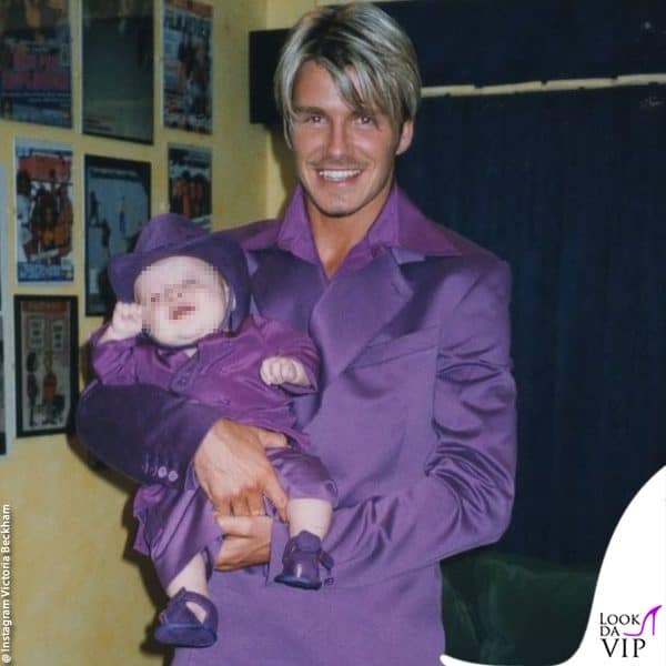 il piccolo era vestito come il papà 