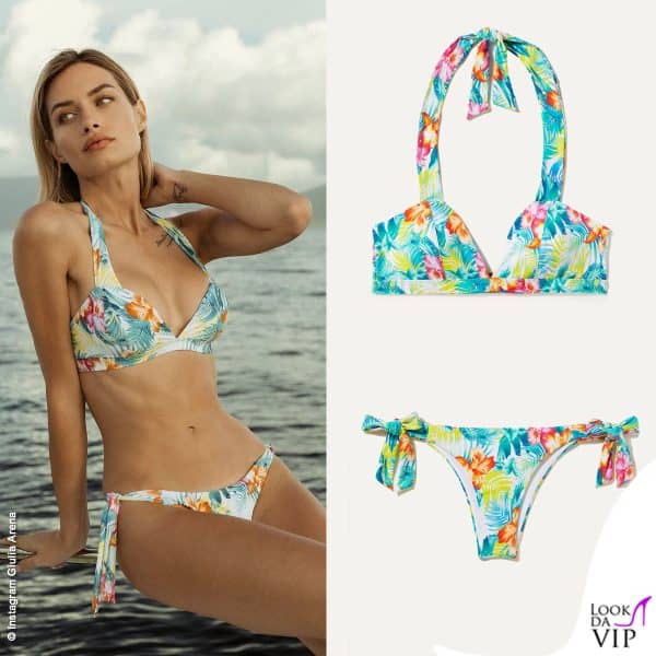 Giulia Arena sceglie la fantasia floreale del bikini Yamamay