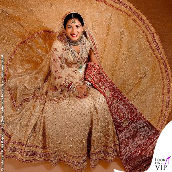 Radhika con un vestito di Abu Jani Sandeep Khosla 