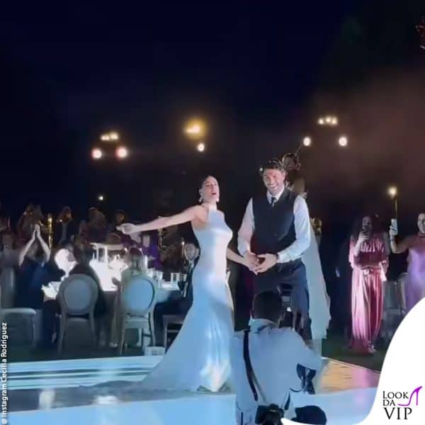cambio d'abito per la sposa