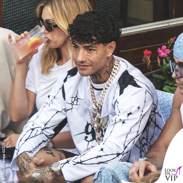 L'ha indossato anche a Capri durante un evento di GCDS  