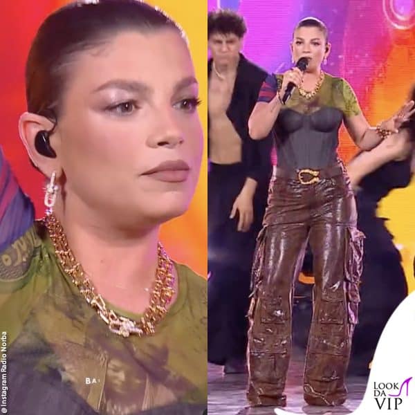 top Rosamosario, pantaloni Salvatore Santoro e gioielli Tiffany & Co. per Emma Marrone 