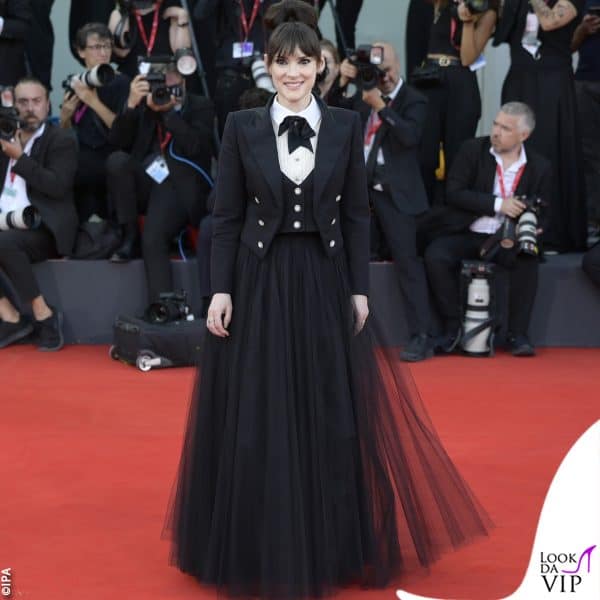 Winona Ryder in Chanel Haute Couture 