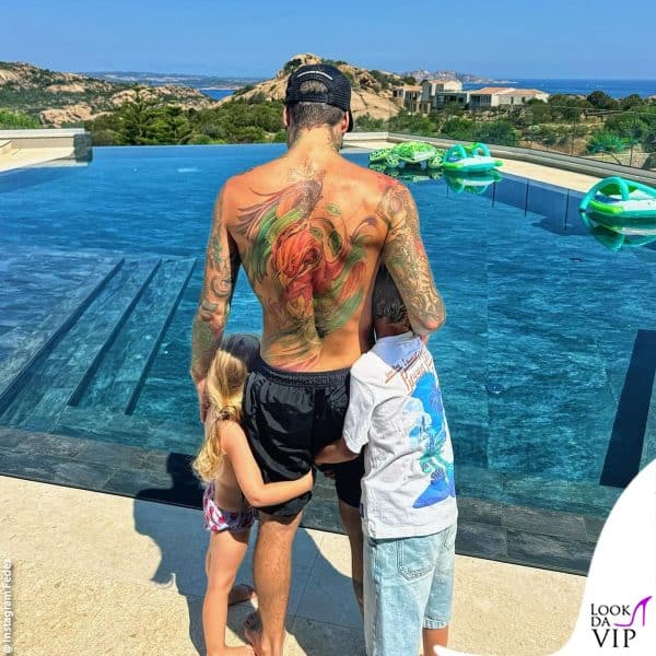nella villa c'erano anche i figli, Leone e Vittoria 