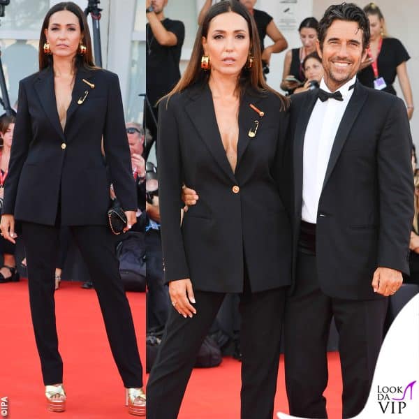 Guido Maria Brera e Caterina Balivo in Versace 