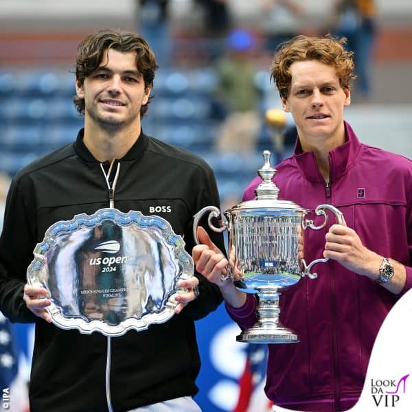 Jannik Sinner posa con Taylor Fritz 