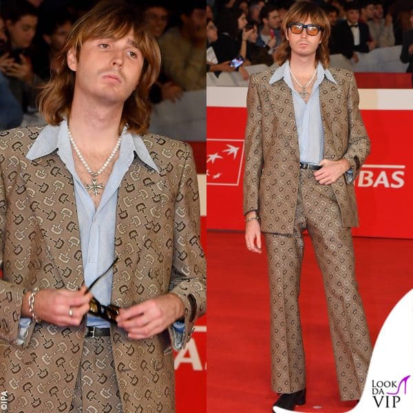 il chitarrista dei Maneskin in Gucci 