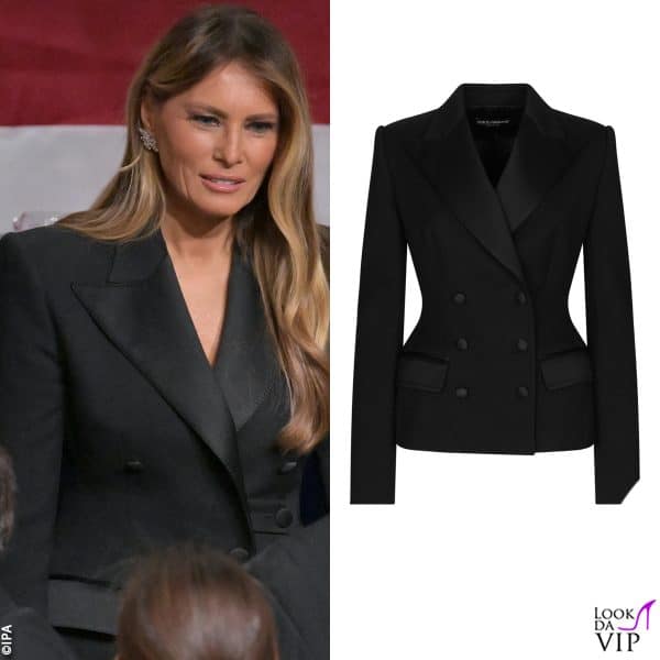 la Trump ha scelto il nero, sfoggiando un blazer Dolce&Gabbana 