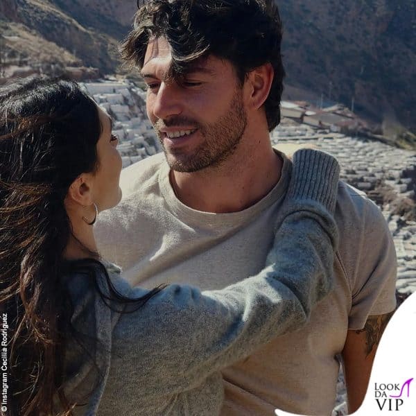 Sguardi romantici e pieni di passione