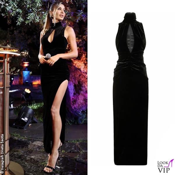 Il long dress è firmato Alessandra Rich 