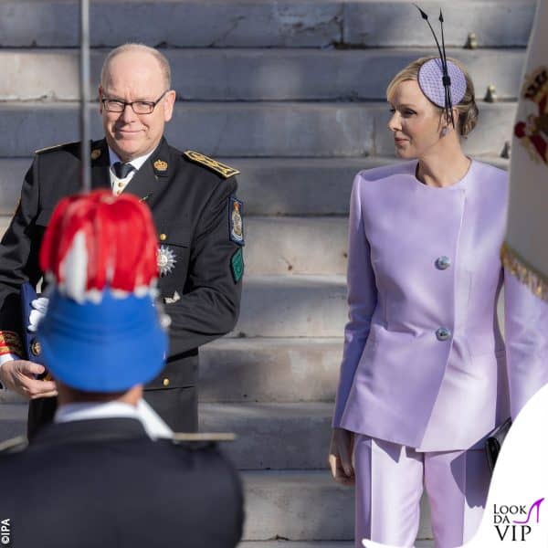 Alberto e Charlene di Monaco dopo la messa 