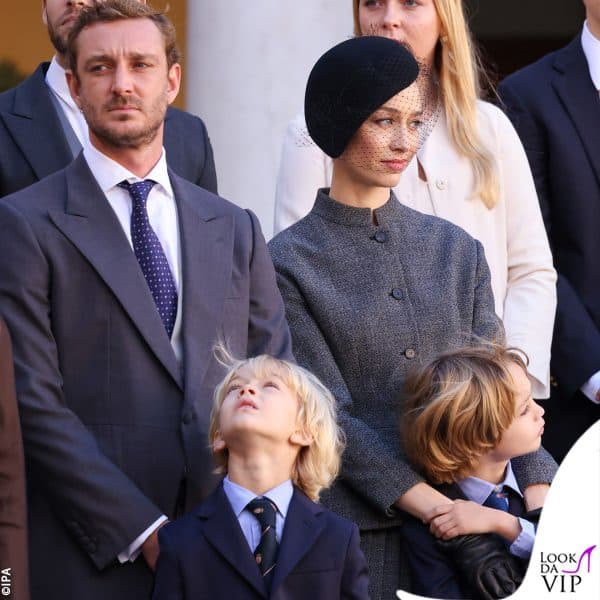 Pierre Casiraghi e Beatrice Borromeo con i figli Stefano e Francesco 